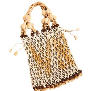 𝅺Womens beachy bohemian shell bag.